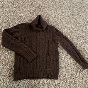 Cashmere cableknit turtleneck